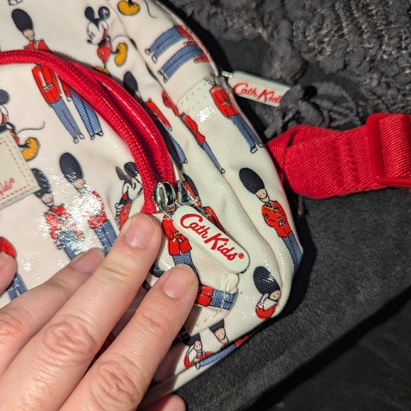 Nwot Cath Kidston Disney Backpack Coated Canvas Double Zip mini back pack - Picture 4 of 4
